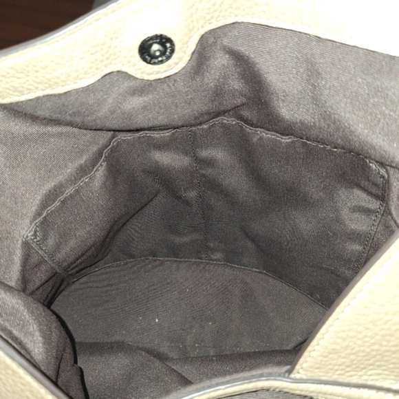 Coach Lexy Shoulder Bag - Picture 7 of 8